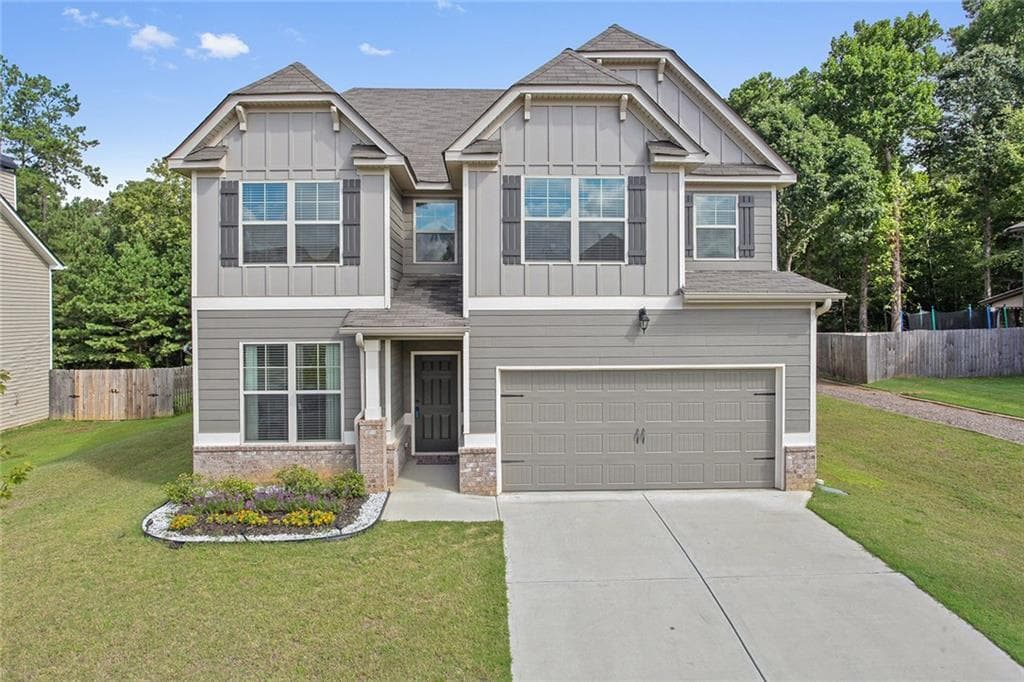 4 bedroom, 2,500 sq ft single family residence sold at 246 Huntleigh Chase Drive, Dallas, GA 30132