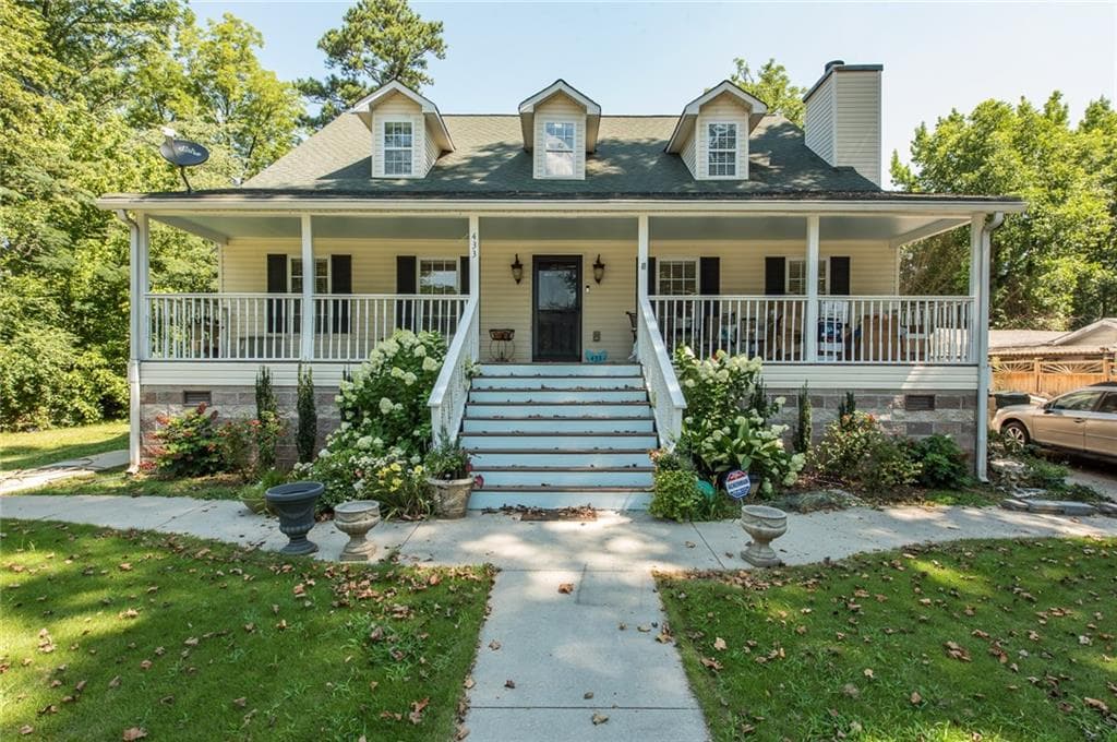 3 bedroom, 3,381 sq ft single family residence sold at 433 North Avenue, Atlanta, GA 30354