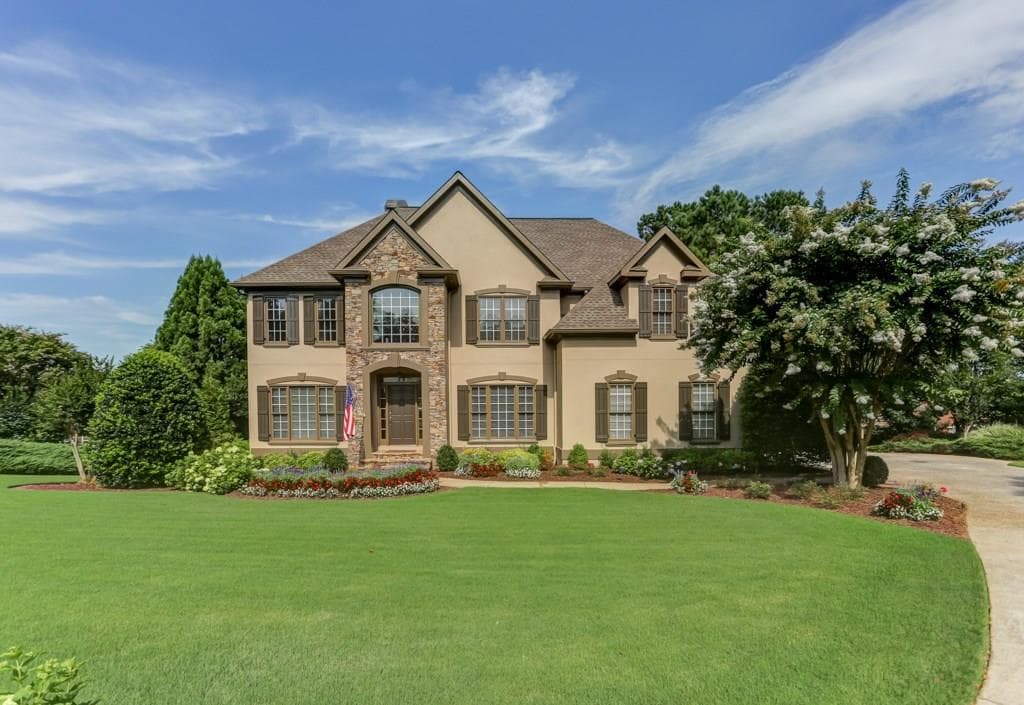5 bedroom, 5,809 sq ft single family residence sold at 902 AUGUSTA Circle, Woodstock, GA 30188