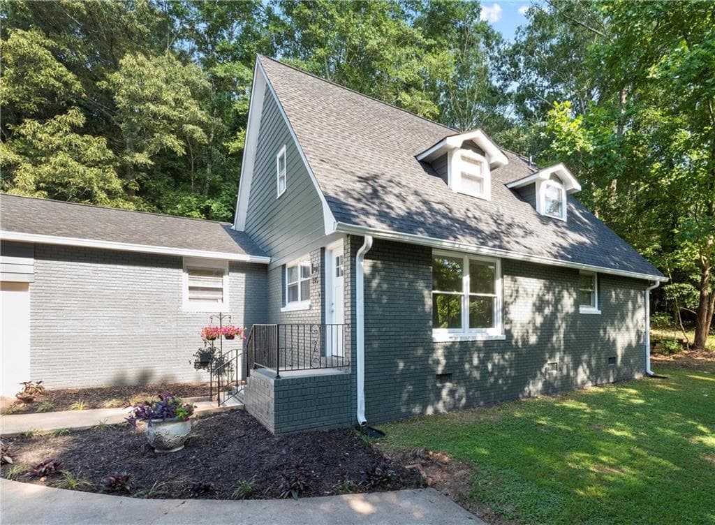 3 bedroom, 1,776 sq ft single family residence sold at 145 Mountain View Road, Rome, GA 30161