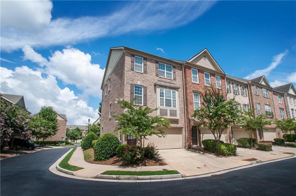 5753 NE Pine Oak Drive 78, Norcross, GA 30092 — most recent listing photo