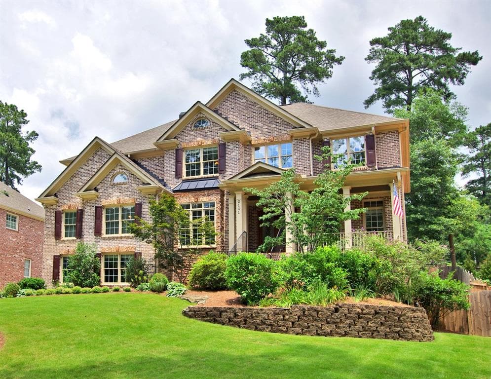 5 bedroom, 5,376 sq ft single family residence sold at 2141 Abby Lane, Atlanta, GA 30345