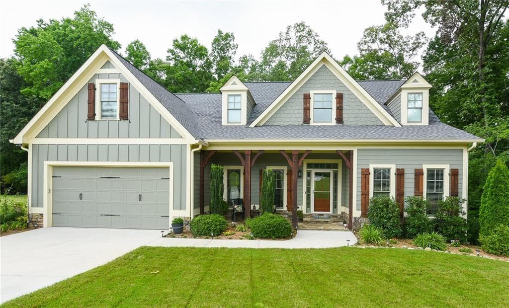 6 bedroom, 4,719 sq ft single family residence sold at 137 Danielle Drive, Dallas, GA 30157