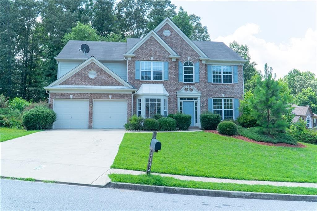 4 bedroom, 2,898 sq ft single family residence sold at 5132 Aurelia Trail, Suwanee, GA 30024