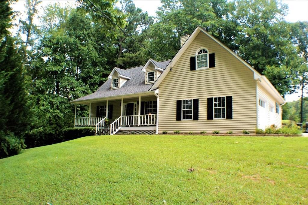 4 bedroom, 2,296 sq ft single family residence sold at 1580 Lower Burris Road, Canton, GA 30114