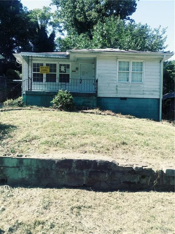 3 bedroom, 1,100 sq ft single family residence sold at 1476 Eason Street, Atlanta, GA 30314