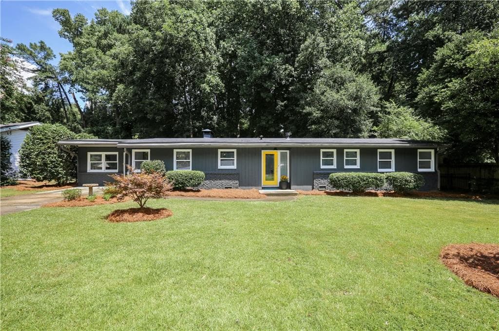 3 bedroom, 1,931 sq ft single family residence sold at 1423 Brookvalley Lane, Atlanta, GA 30324