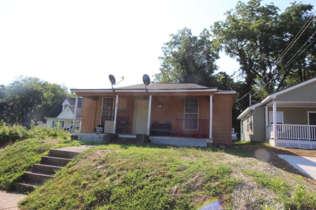 800 HUNTER Street, Gainesville, GA 30501 — most recent listing photo