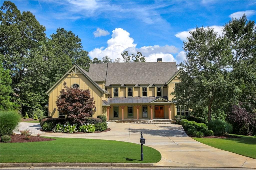 5 bedroom, 5,146 sq ft single family residence sold at 16066 Inverness Trail, Milton, GA 30004