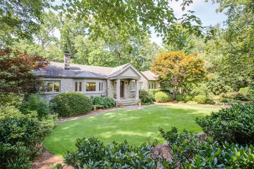 4 bedroom, 3,366 sq ft single family residence sold at 1453 Fairview Road, Atlanta, GA 30306