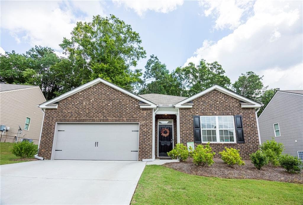 4 bedroom, 1,934 sq ft single family residence sold at 212 Hollyhock Lane, Dallas, GA 30132