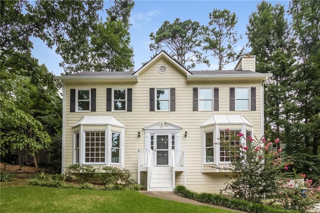 3 bedroom, 2,190 sq ft single family residence sold at 2174 Shillings Chase Drive, Kennesaw, GA 30152