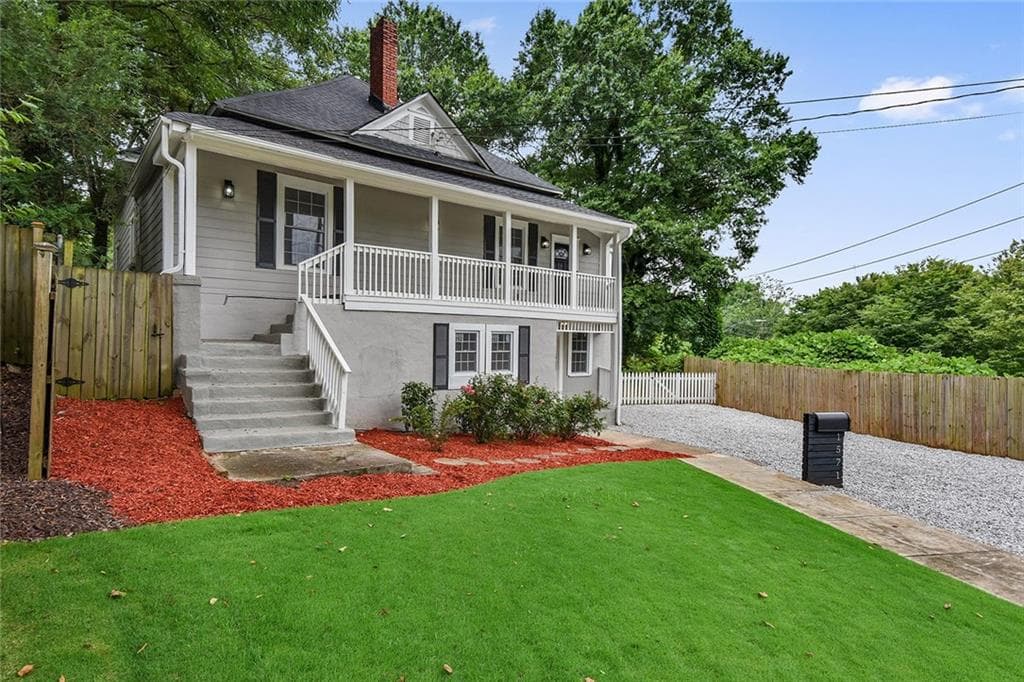 4 bedroom, 2,560 sq ft single family residence sold at 1571 Woodbine Avenue, Atlanta, GA 30317
