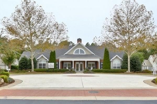 3 bedroom, 1,717 sq ft condominium sold at 700 VILLAGE Lane, Roswell, GA 30075