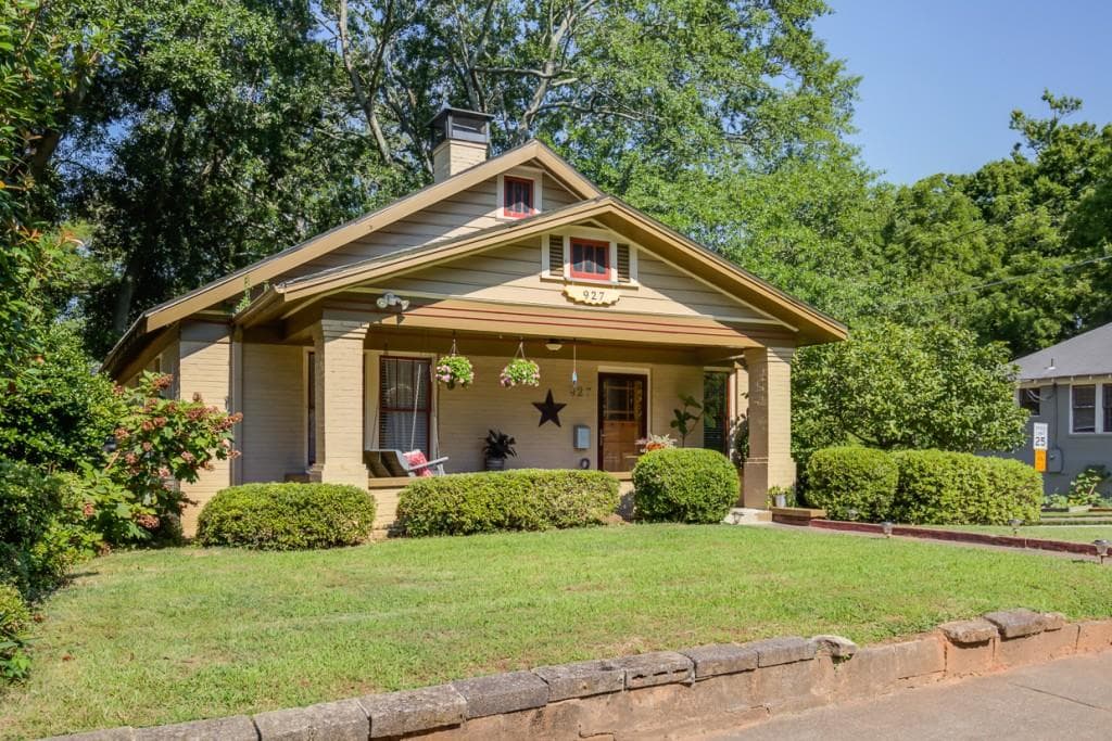 3 bedroom, 1,737 sq ft single family residence sold at 927 Park Avenue, Atlanta, GA 30315