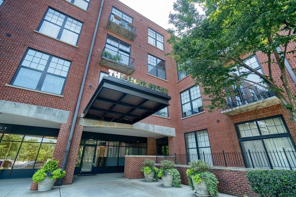 6105 Blue Stone Road 109, Sandy Springs, GA 30328 — most recent listing photo
