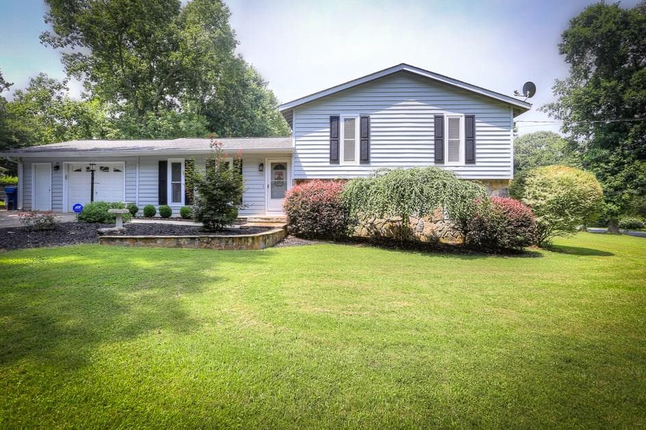 3304 Howell Meadow Drive, Duluth, GA 30096 — most recent listing photo