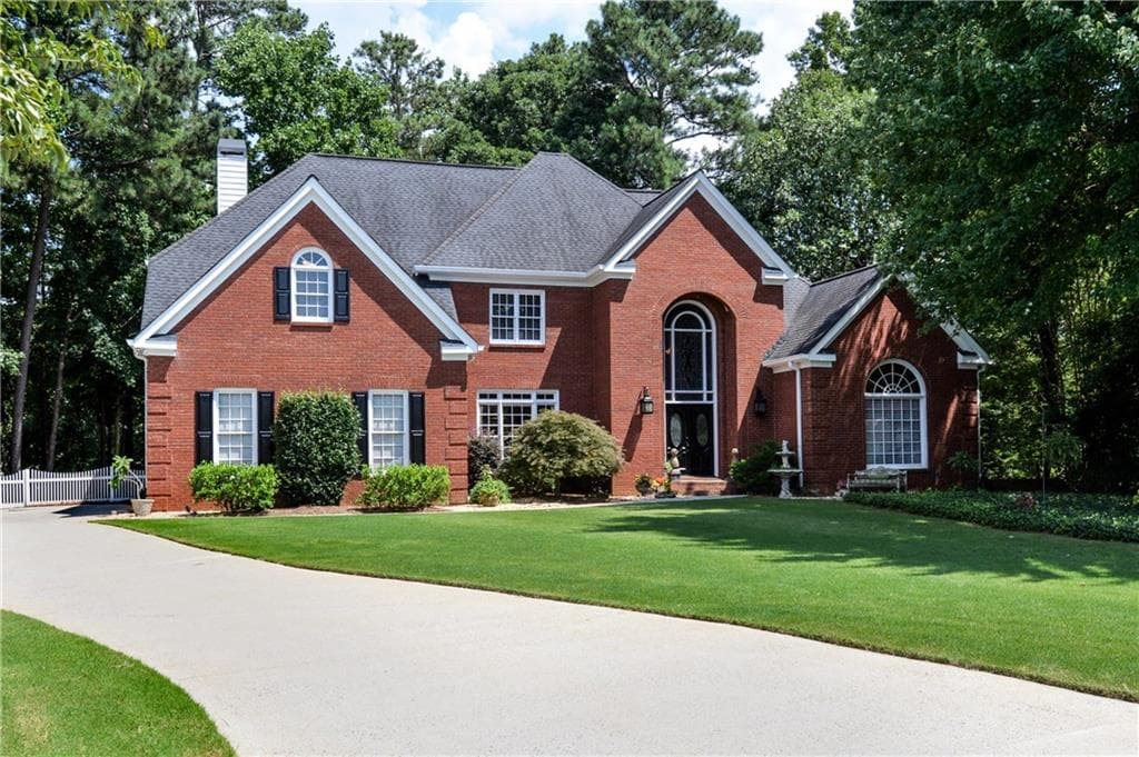 4668 Warrington Drive, Roswell, GA 30075 — most recent listing photo