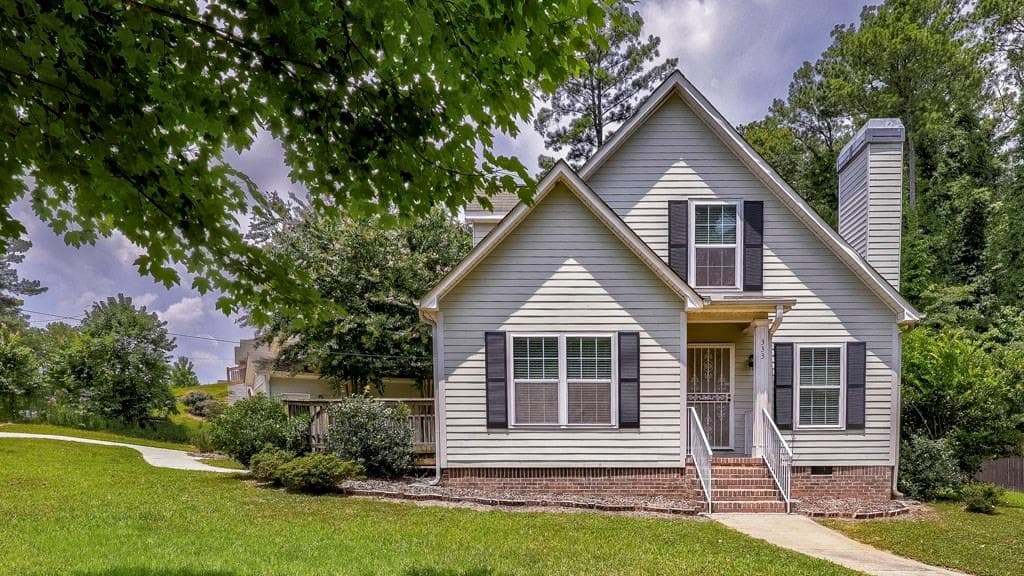 4 bedroom, 1,427 sq ft single family residence sold at 333 Pickfair Way, Atlanta, GA 30315