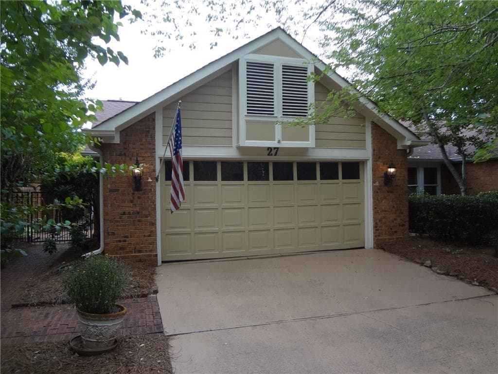 3 bedroom, 2,371 sq ft single family residence sold at 27 Lake Villa Drive, Roswell, GA 30076