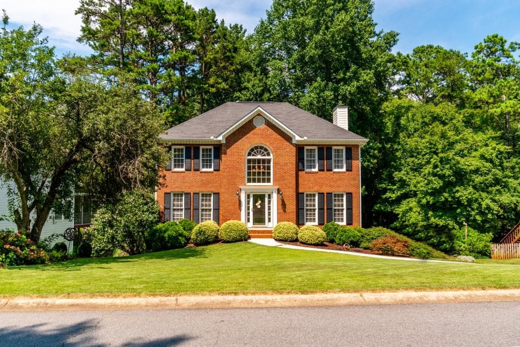 4 bedroom, 2,120 sq ft single family residence sold at 5212 Cross Ridge Circle, Woodstock, GA 30188