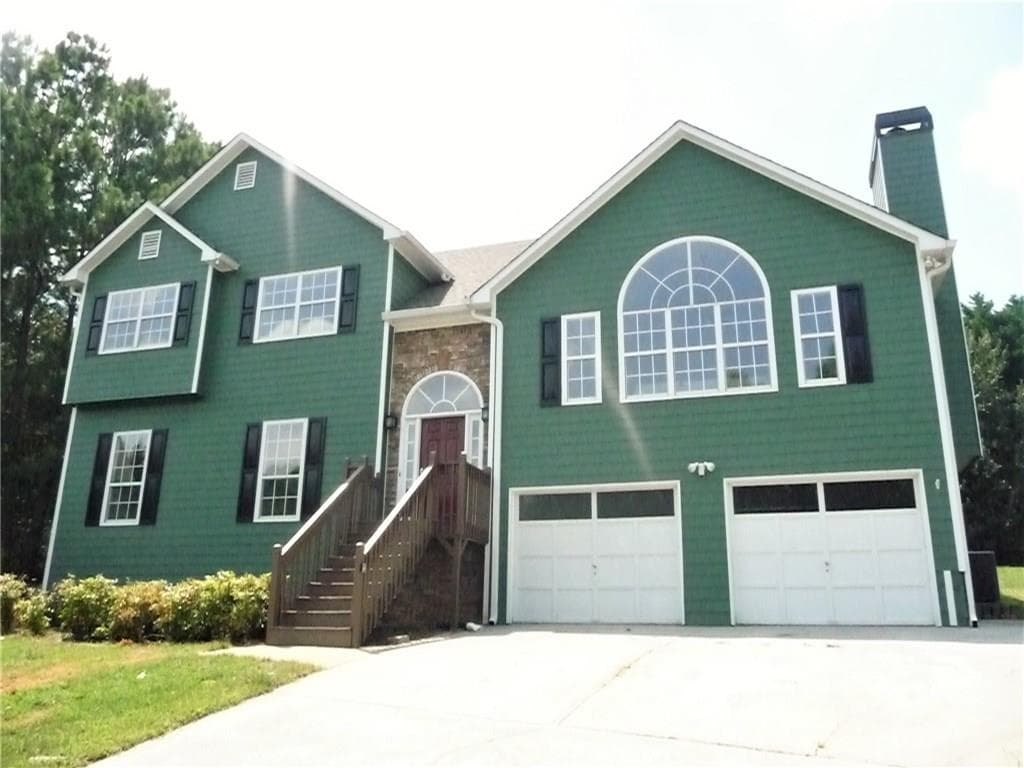 4 bedroom, 2,640 sq ft single family residence sold at 307 Hearthstone Court, Woodstock, GA 30189
