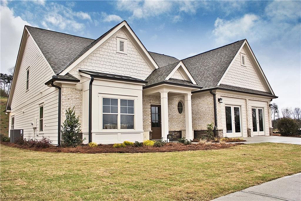 3 bedroom, 2,778 sq ft single family residence sold at 246 Sweetbriar Club Drive, Woodstock, GA 30188
