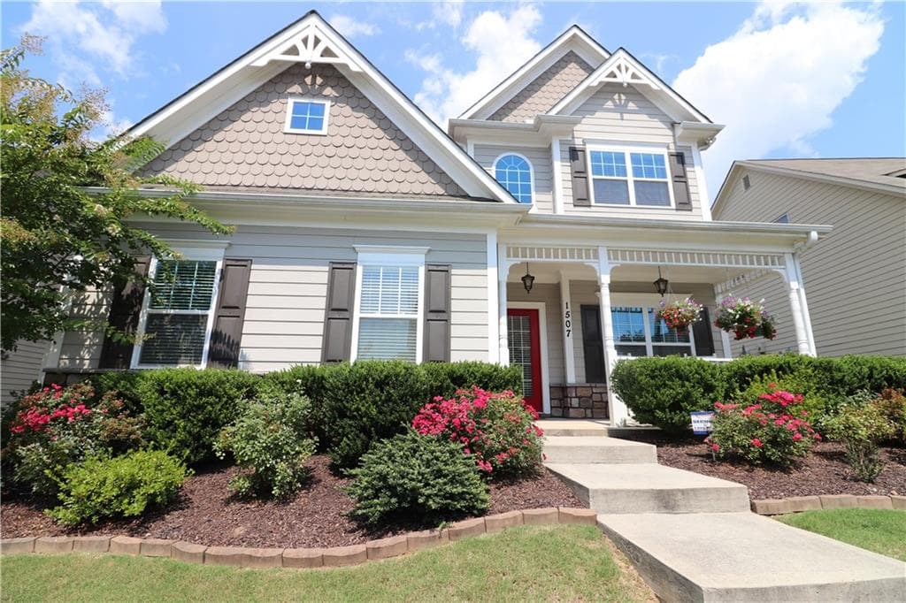 3 bedroom, 2,538 sq ft single family residence sold at 1507 Bungalow Lane, Atlanta, GA 30318