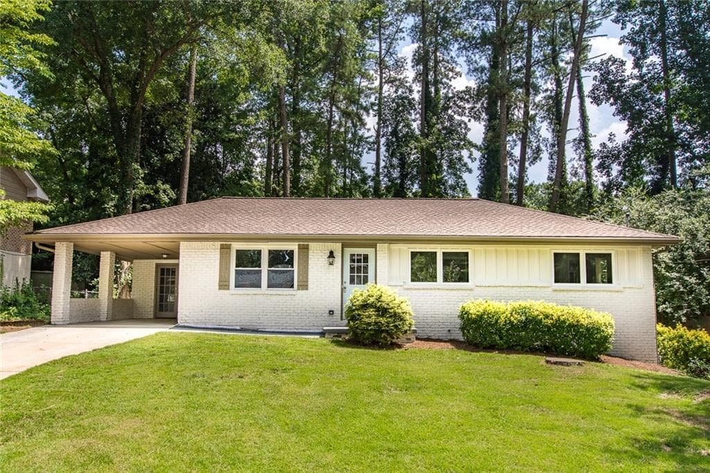 3 bedroom, 1,351 sq ft single family residence sold at 2897 Harcourt Drive, Decatur, GA 30033