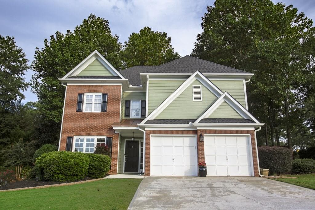 3 bedroom single family residence sold at 3927 Concord Walk Drive, Smyrna, GA 30082