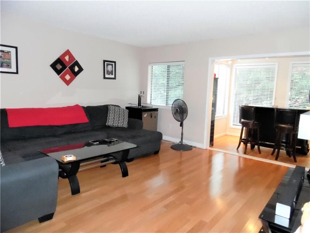 2 bedroom, 1,060 sq ft condominium sold at 3019 Wingate Way 3019, Atlanta, GA 30350