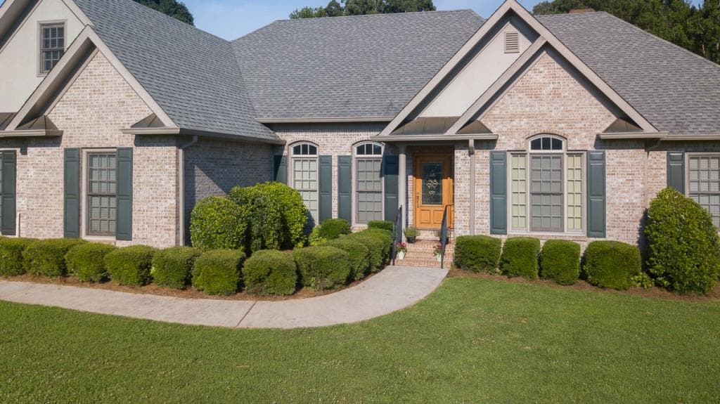 4 bedroom, 6,357 sq ft single family residence sold at 46 Riverview Drive, Dawsonville, GA 30534