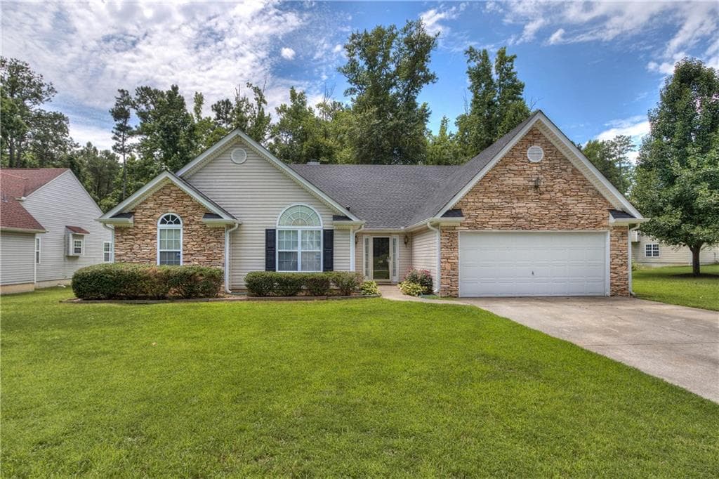 3 bedroom, 2,235 sq ft single family residence sold at 128 Kades Cove Drive, Dallas, GA 30132