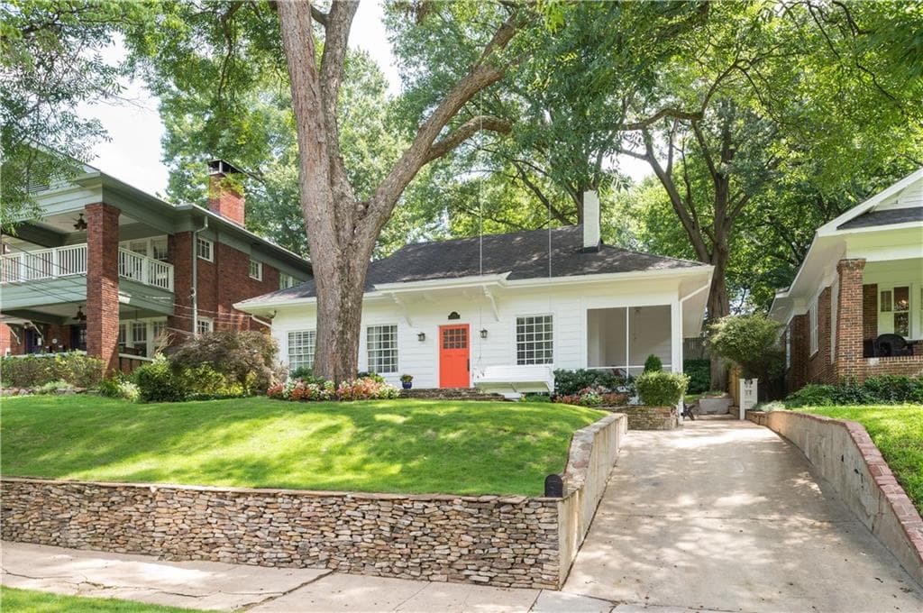 3 bedroom single family residence sold at 909 Rosedale Road, Atlanta, GA 30306
