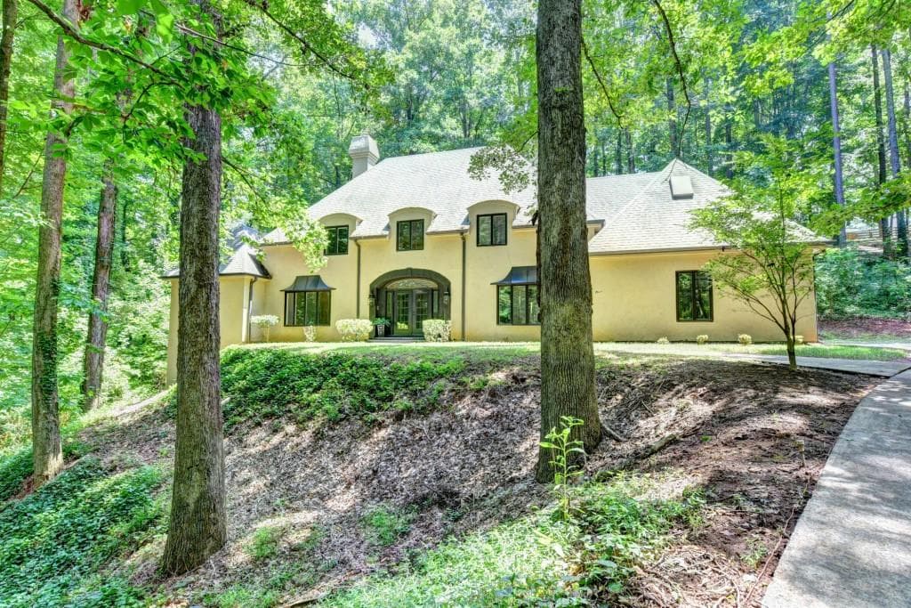 410 Huntcliff Green, Sandy Springs, GA 30350 — most recent listing photo