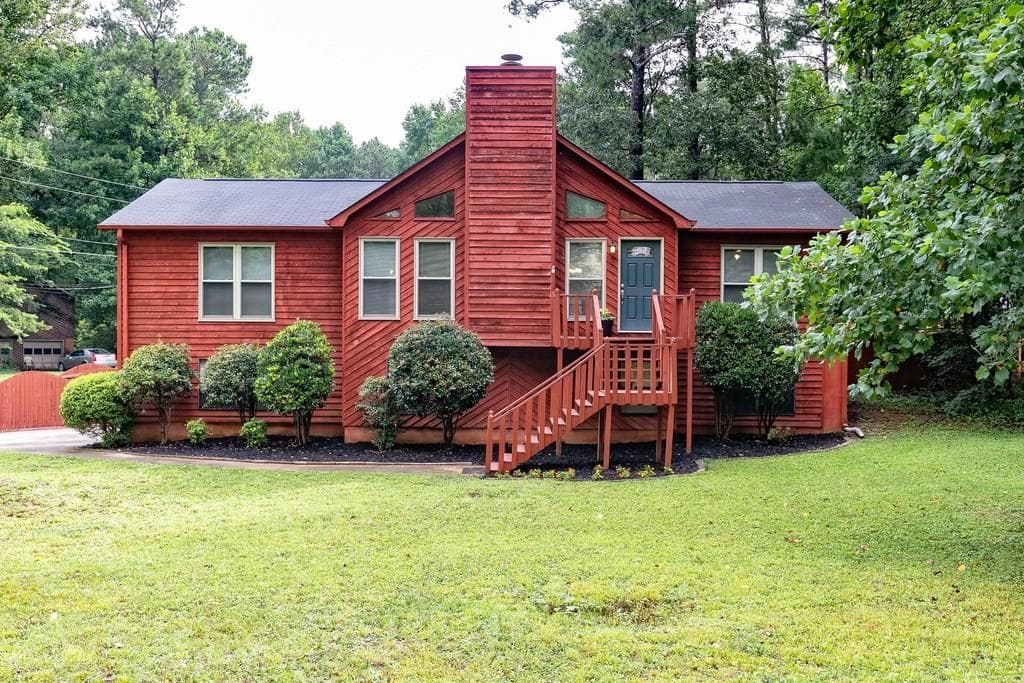 3 bedroom, 1,552 sq ft single family residence sold at 1612 Shadowbrook Drive, Acworth, GA 30102