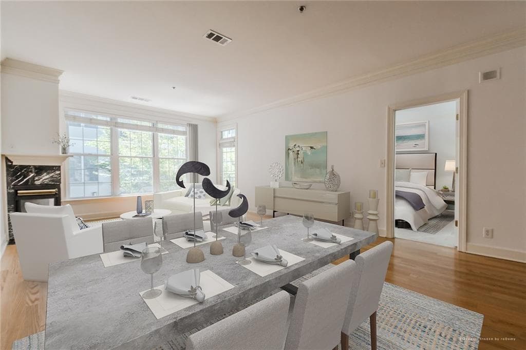 1 bedroom, 800 sq ft condominium sold at 3101 Howell Mill Road 214, Atlanta, GA 30327