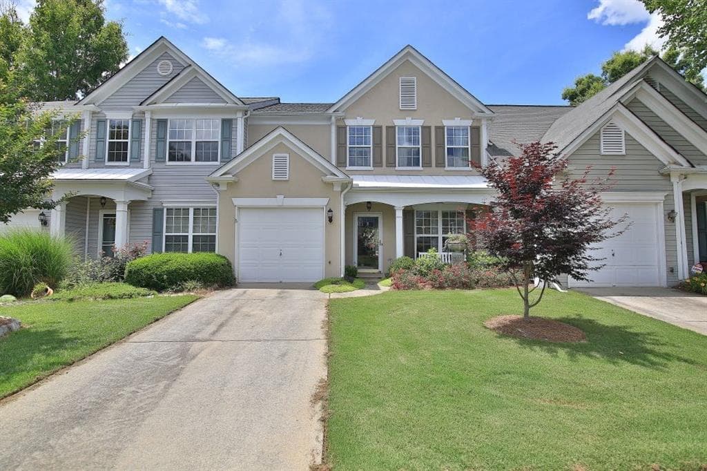 3 bedroom, 1,642 sq ft townhouse sold at 4404 Timbercreek Circle, Roswell, GA 30076