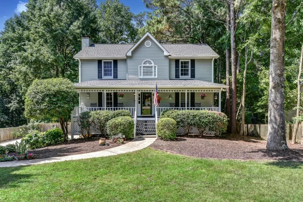 4 bedroom, 1,828 sq ft single family residence sold at 147 Dockside Downs Drive, Woodstock, GA 30189