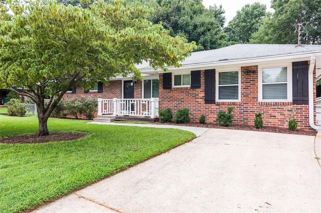 3 bedroom, 1,451 sq ft single family residence sold at 1171 Starline Drive, Smyrna, GA 30080
