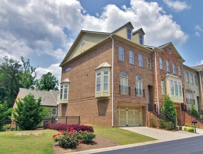 111 Ryan Way 21, Smyrna, GA 30080 — most recent listing photo