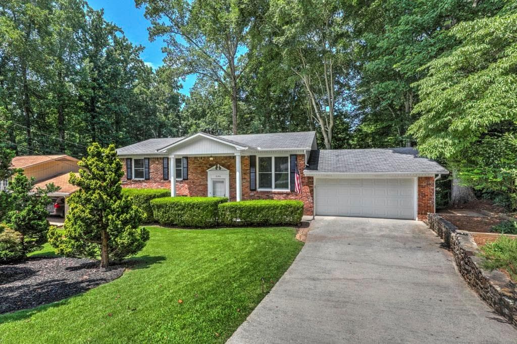 4 bedroom single family residence sold at 2195 Seaman Circle, Atlanta, GA 30341