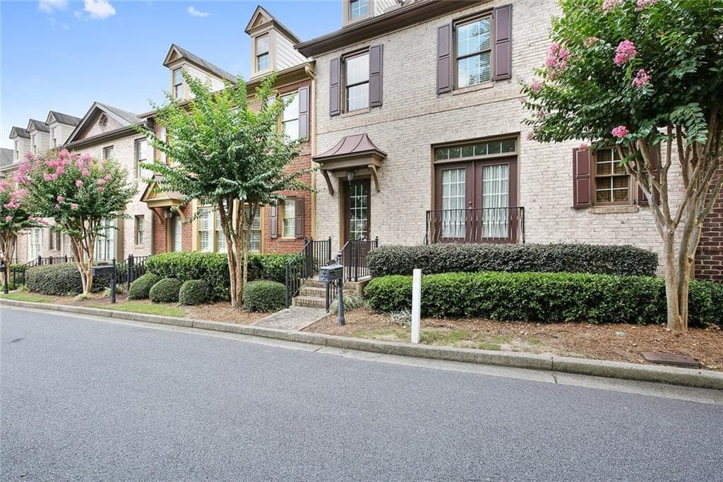 10785 Arlington Point, Johns Creek, GA 30022 — most recent listing photo