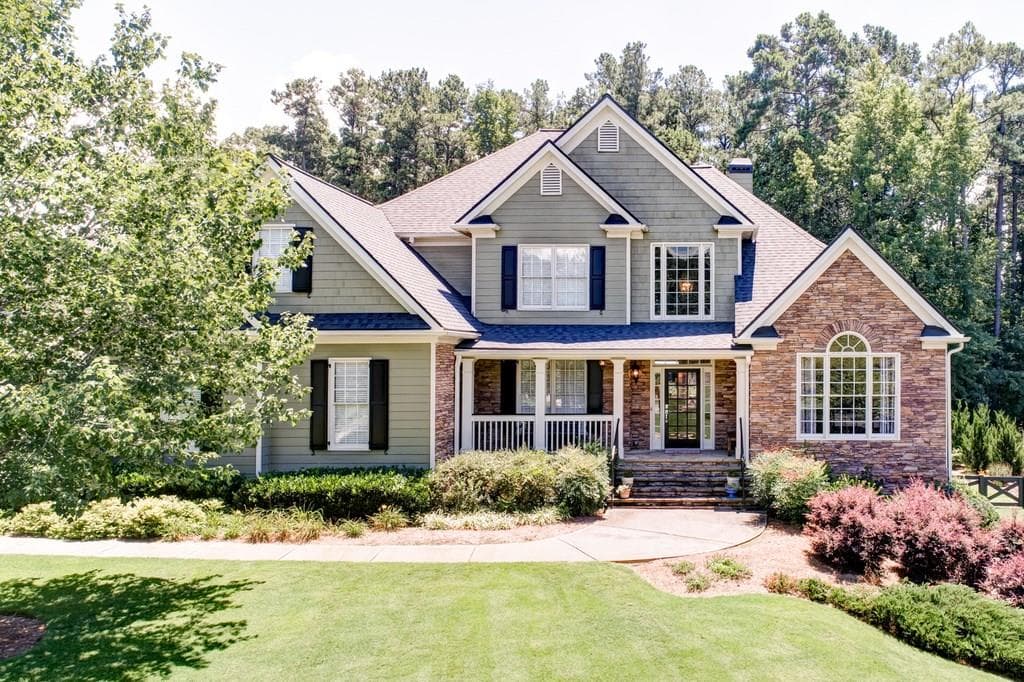 5 bedroom, 4,332 sq ft single family residence sold at 1559 Menlo Drive, Kennesaw, GA 30152