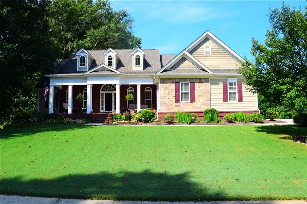 4 bedroom, 2,300 sq ft single family residence sold at 176 Ryans Run, Jefferson, GA 30549