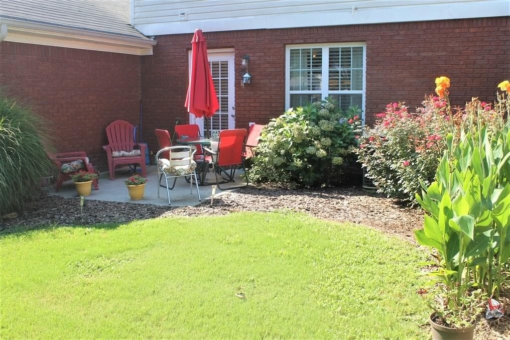 2 bedroom, 1,360 sq ft townhouse sold at 311 Princeton Walk, Adairsville, GA 30103