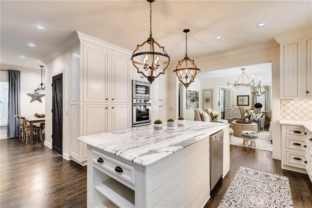 6155 River Chase Circle, Sandy Springs, GA 30328 — most recent listing photo