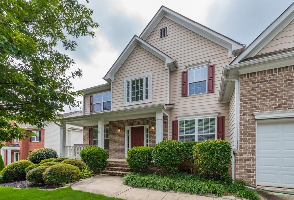 7 bedroom, 3,308 sq ft single family residence sold at 3419 Owens Landing Drive, Kennesaw, GA 30152