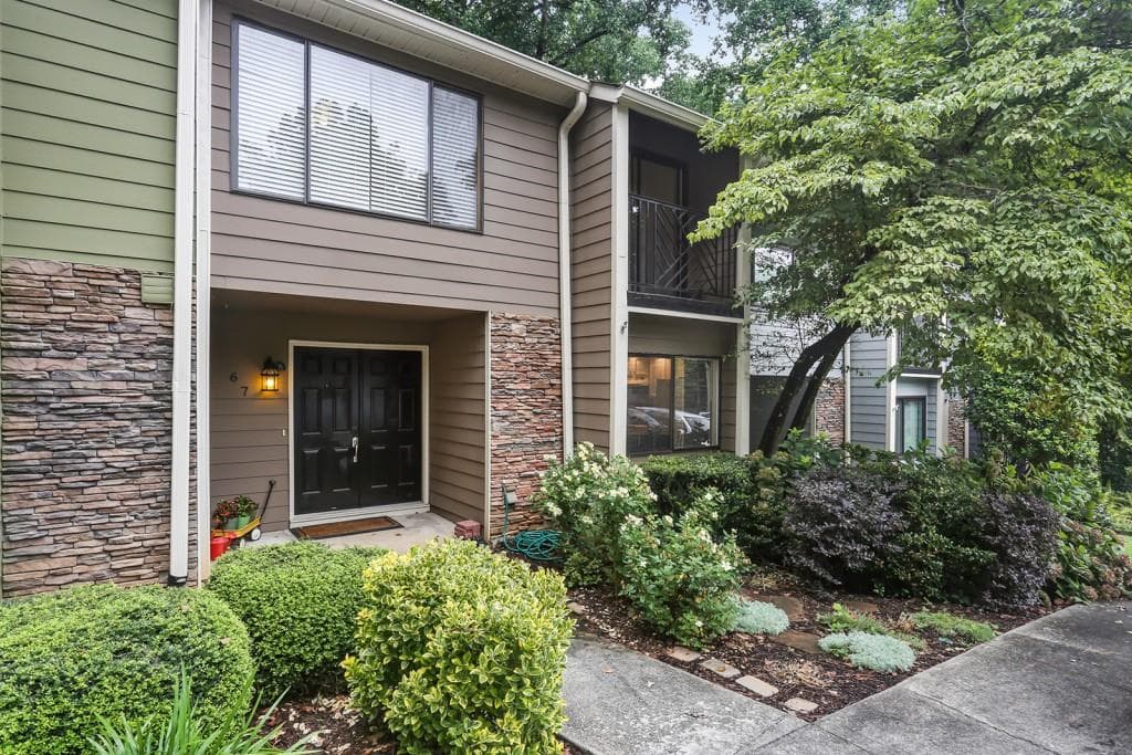 3 bedroom, 1,831 sq ft condominium sold at 67 Prospect Place 67, Atlanta, GA 30328