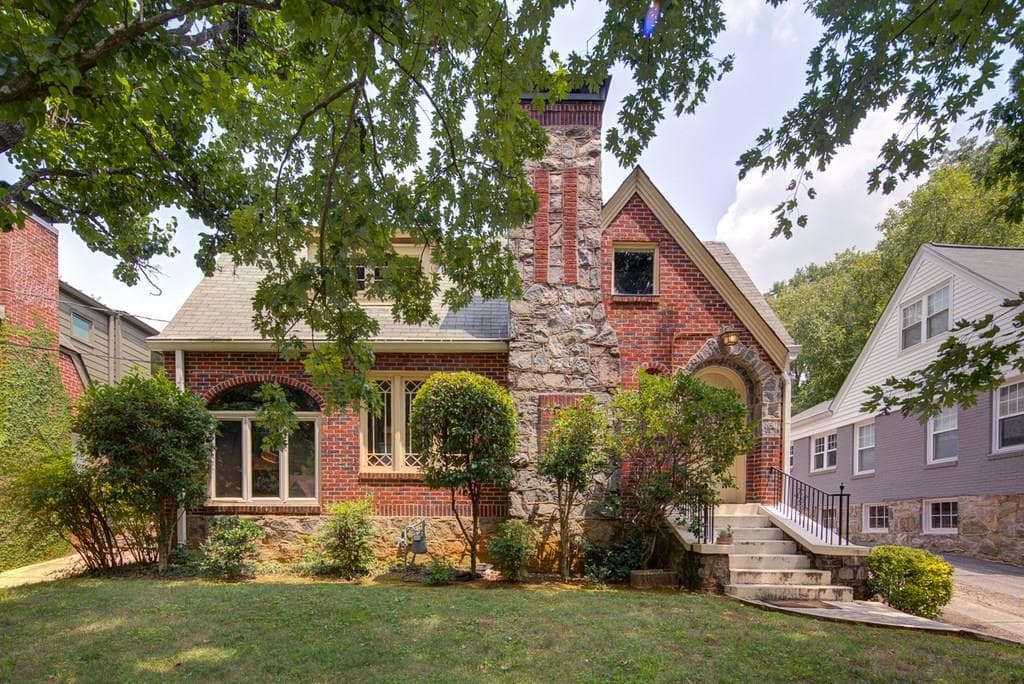 3 bedroom, 1,721 sq ft single family residence sold at 459 Claire Drive, Atlanta, GA 30307